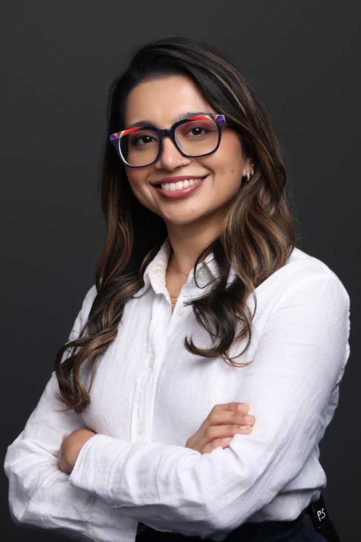 Dr. Komal Mehra, DDS